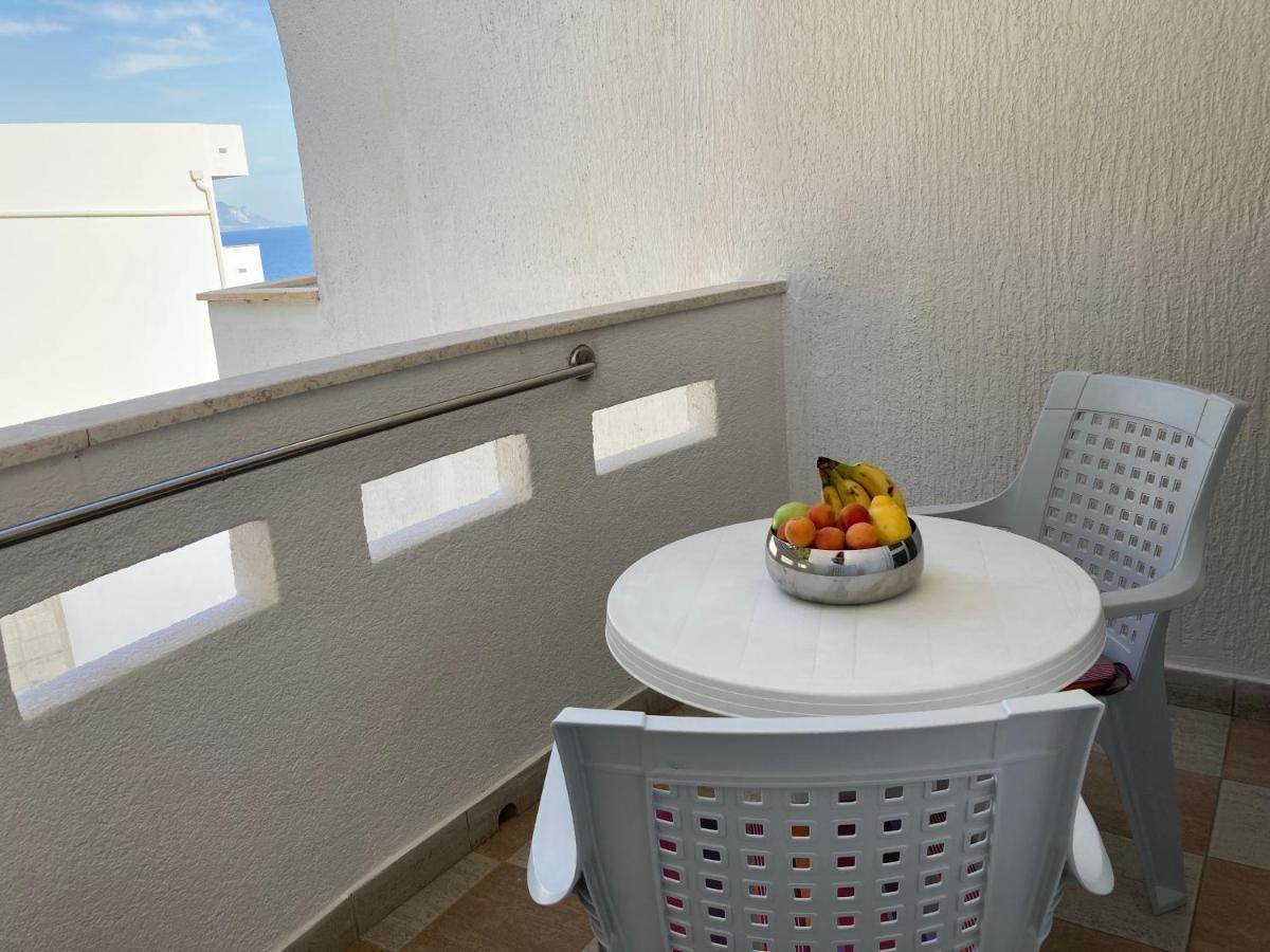 Sunrise Apartments And Studio Apartments 1 Lokva Rogoznica Luaran gambar