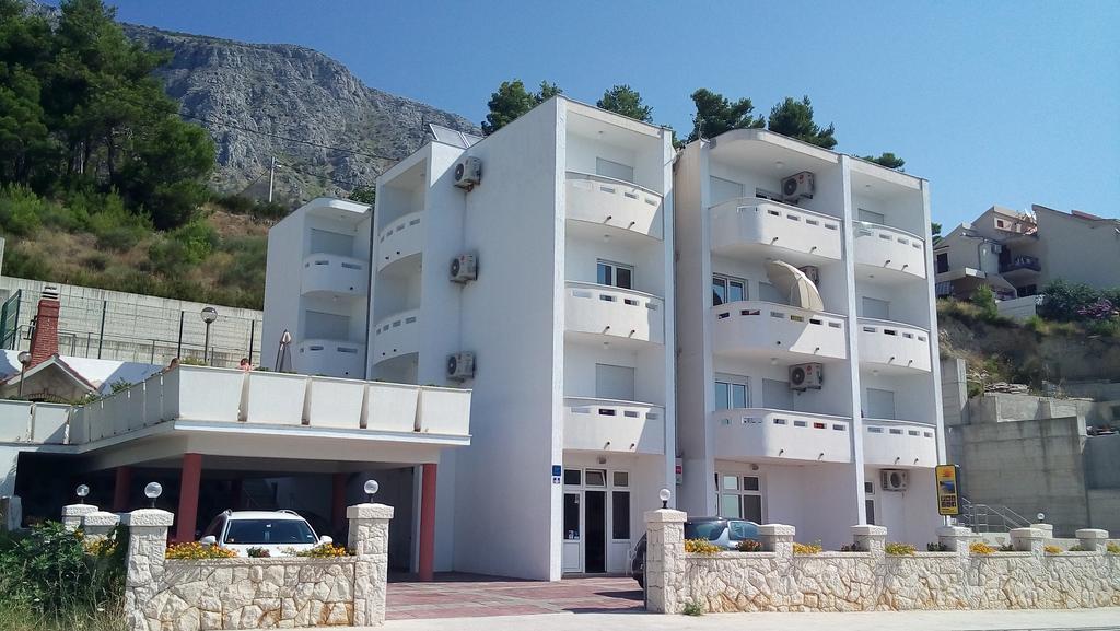 Sunrise Apartments And Studio Apartments 1 Lokva Rogoznica Luaran gambar